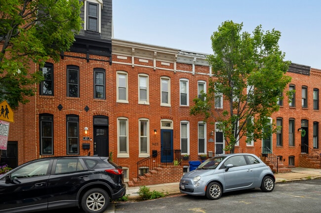Primary Photo - 1425 Covington St