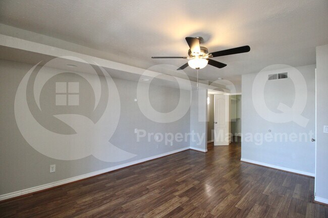 Building Photo - 3435 W Danbury Dr
