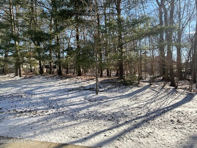 Building Photo - 1121 Roseberry Ct