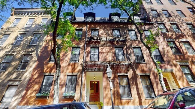 Building Photo - 43 Garden St