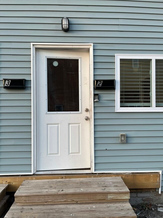 Building Photo - 1518 Howard St