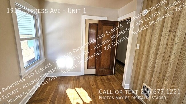 Building Photo - 1917 Cypress Ave