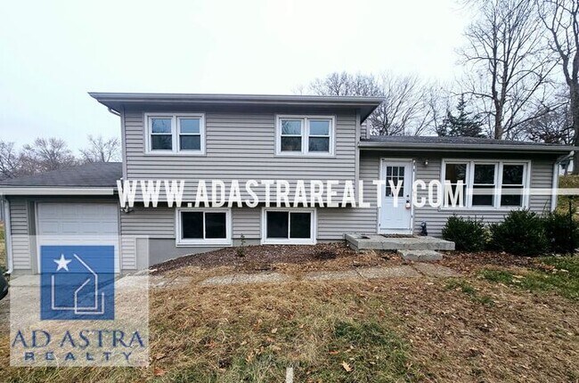 Primary Photo - Open 3 Bed 2 Bath Home KCMO!!-Coming SOON!!