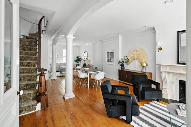 Building Photo - 46 Appleton St