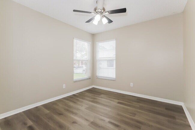 Building Photo - 2612 Brianholly Dr