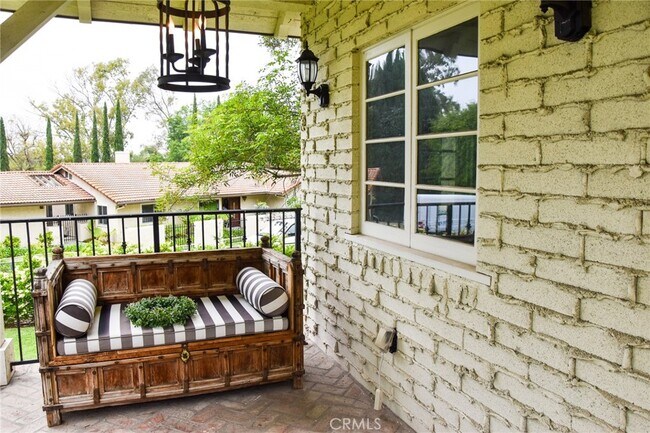 Building Photo - 8325 La Bajada Ave