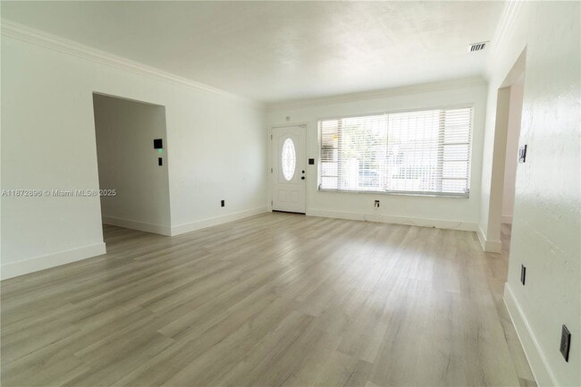 Building Photo - 431 NW 47th St