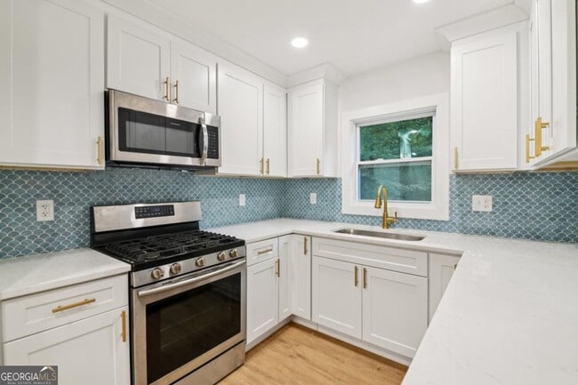 Building Photo - 2909 Diana Dr SW