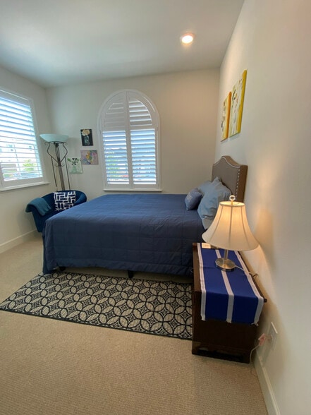 Building Photo - 5700 Knight Rd