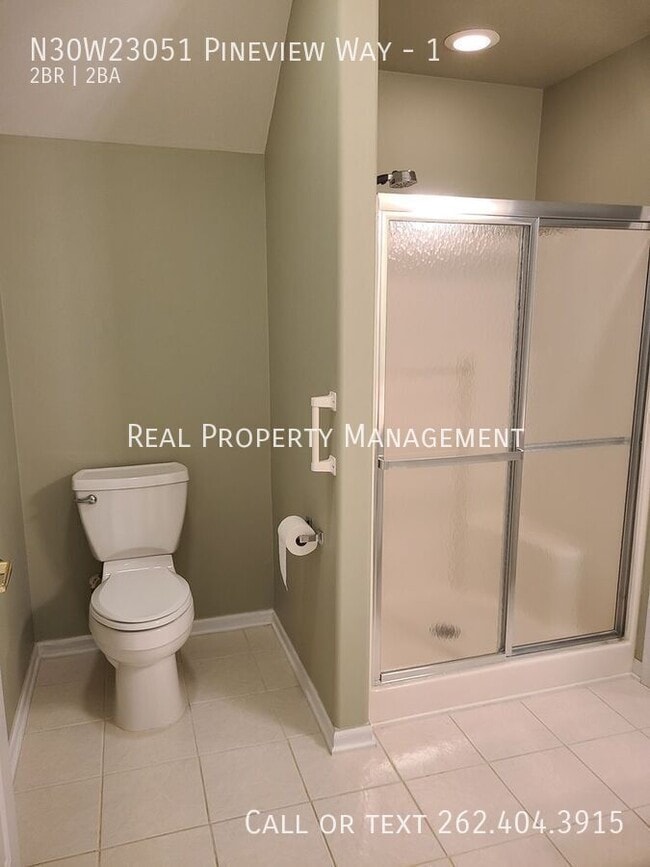 Building Photo - N30W23051 Pineview Way