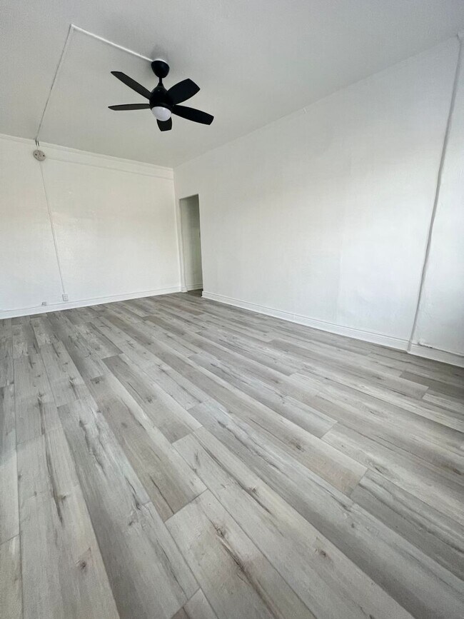 Interior Photo - Gramercy Tower Apartments