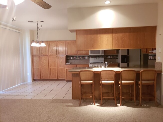 Building Photo - 3 Bedroom 2 Bath available soon