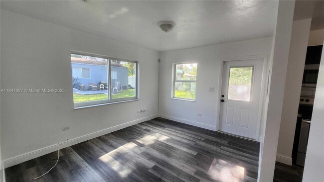 Building Photo - 164 NW 69th St