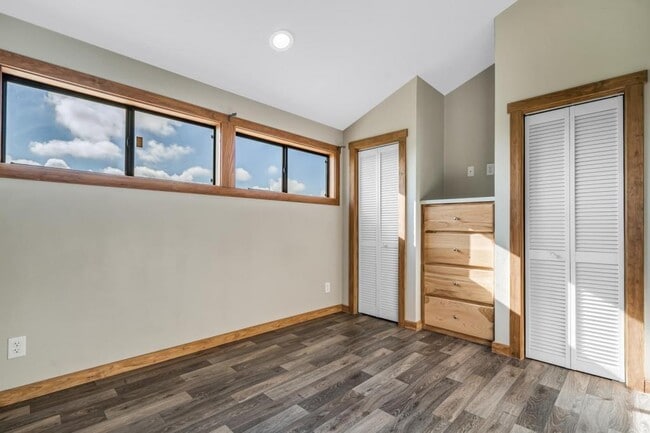 Building Photo - 452 Co Rd 205