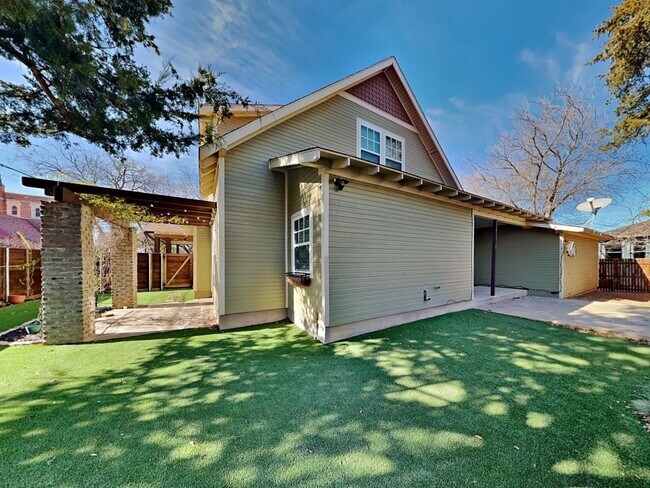 Building Photo - Hospital District Gem: Spacious 2-Story on Corner Lot with Game Room & Outdoor Retreat