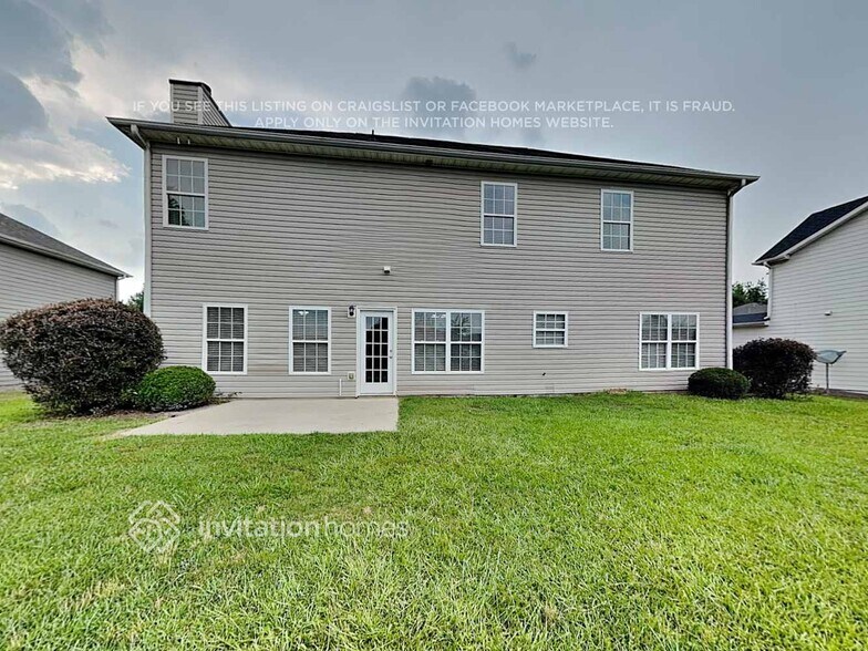 Building Photo - 1004 Merlot Ct