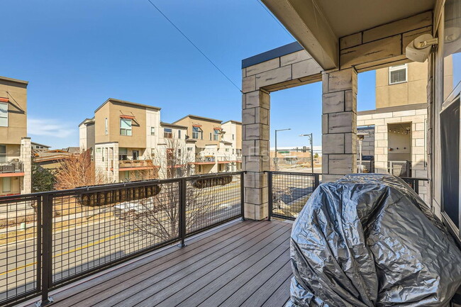 Building Photo - 9046 E 50th Dr