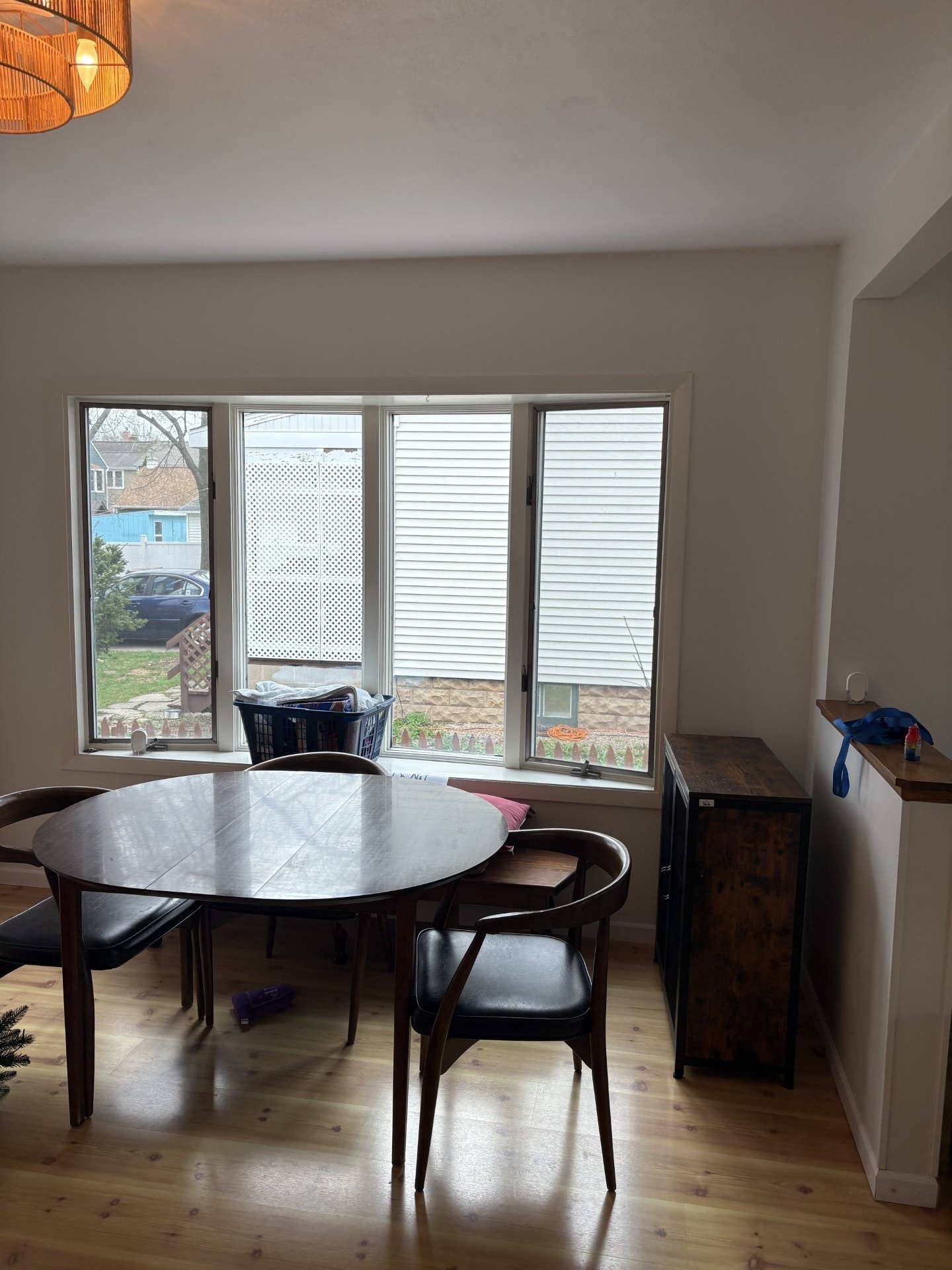 Building Photo - 334 Elm St