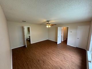 Building Photo - 2431 Marimont Ln