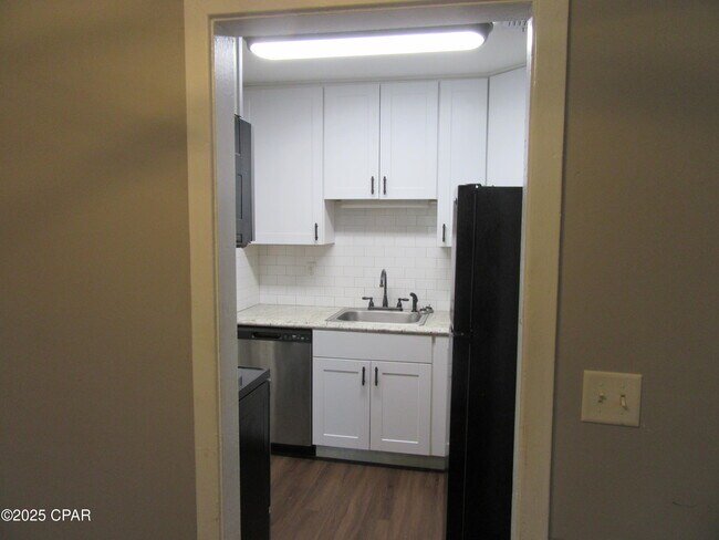 Building Photo - 1114 Fairland Ave