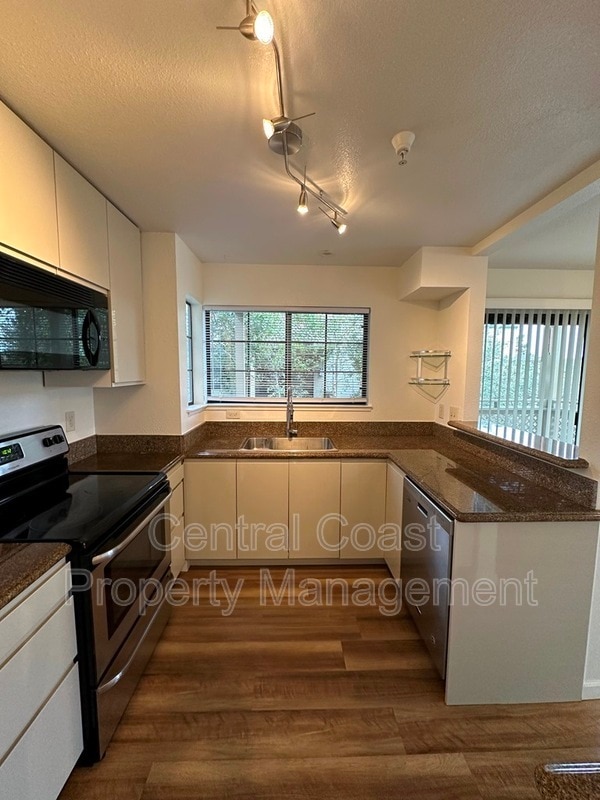 Building Photo - 311 Quail Run Ct