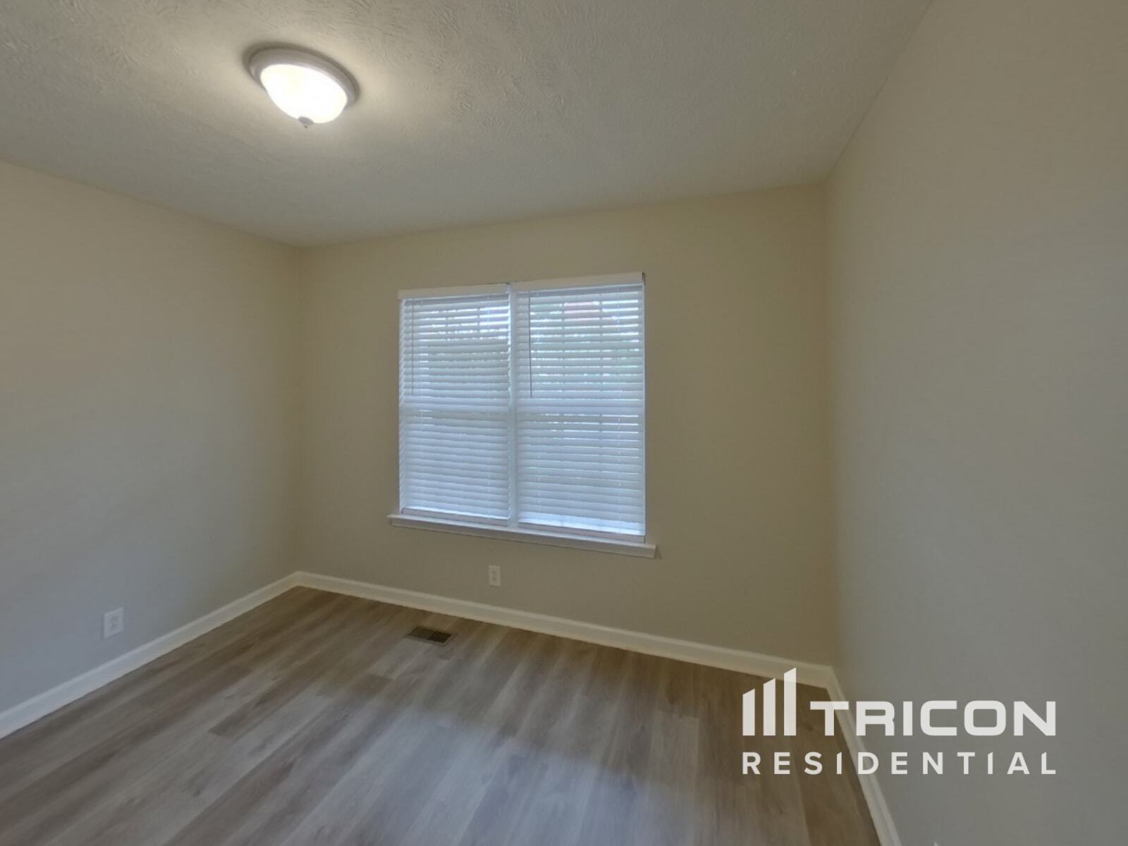 Building Photo - 2156 Aberdeen Cir