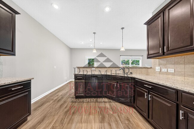 Building Photo - 7329 Sorrel Ct