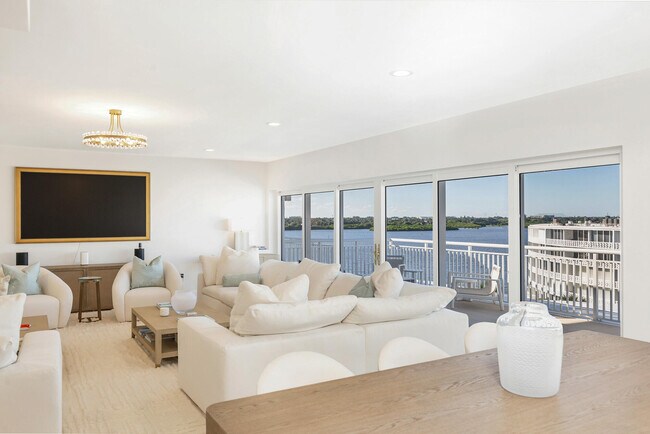 Building Photo - 2773 S Ocean Blvd