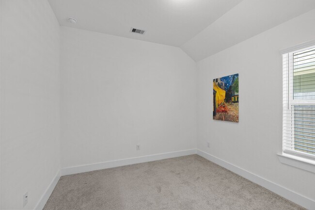Building Photo - 10031 Crescendo Wy