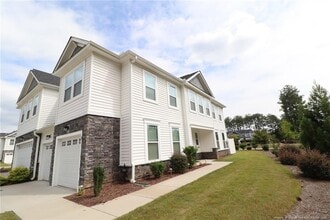 Building Photo - 104 Kineton Woods Way