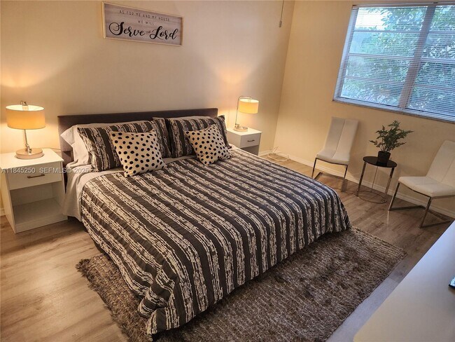 Building Photo - 7300 NW 17th St