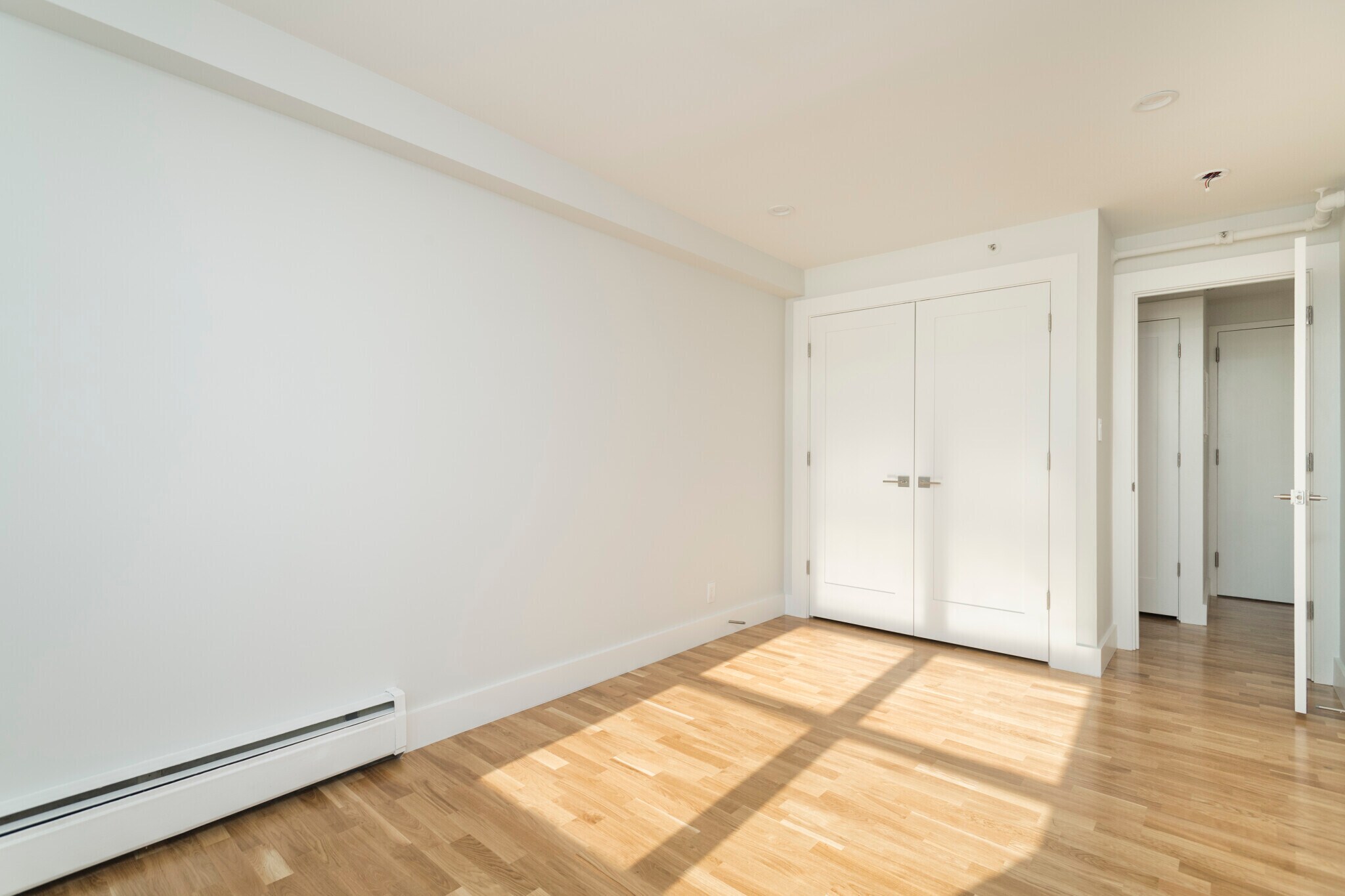 Building Photo - 1410 Columbia Rd