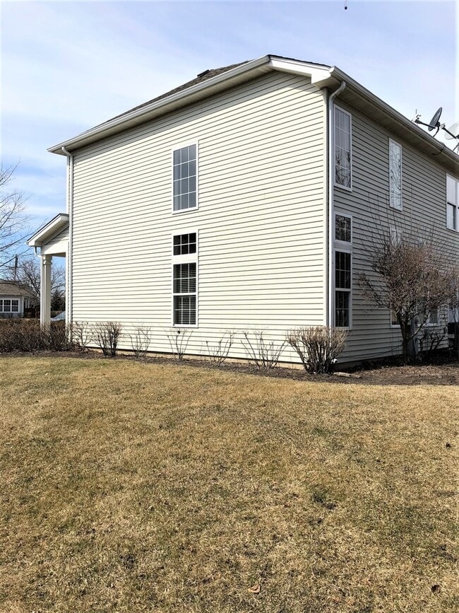 Building Photo - 10072 Thornton Way