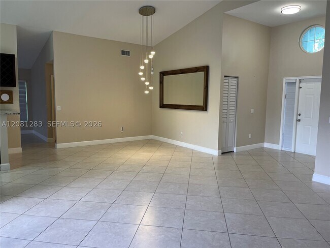 Building Photo - 248 NW 47th Ave