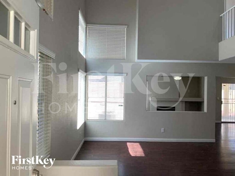 Building Photo - 6067 Hidden Rock Dr