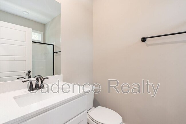 Building Photo - 1709 Perimeter Lp