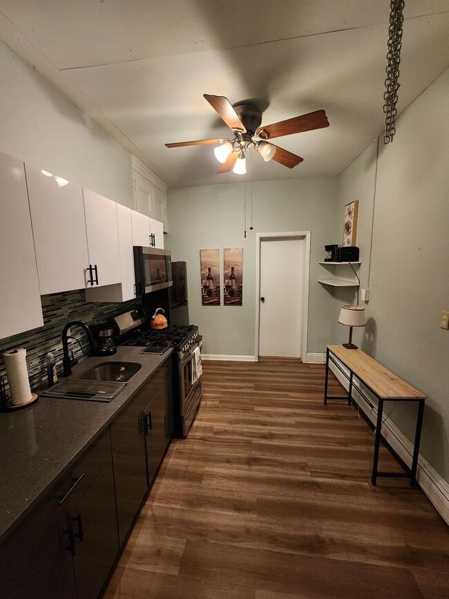 Building Photo - 2 Bedroom Condo Apartment in Jersey City NJ
