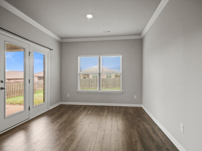 Building Photo - 227 Poplar Hollow Dr