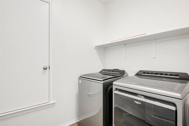 Building Photo - 8203 Tranquil Glade Trl