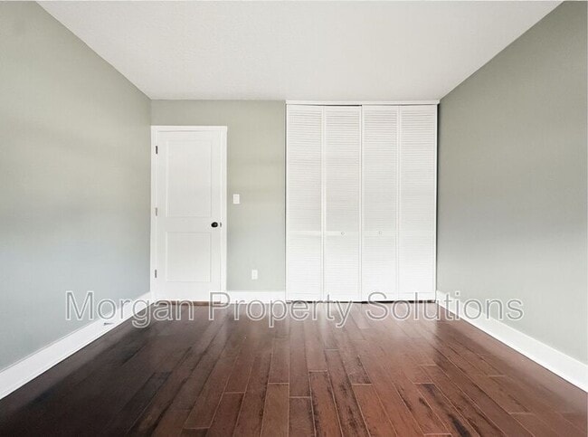 Building Photo - 892 Claydon Way