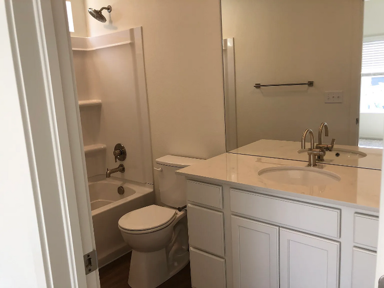 Building Photo - 3260 Crusader St