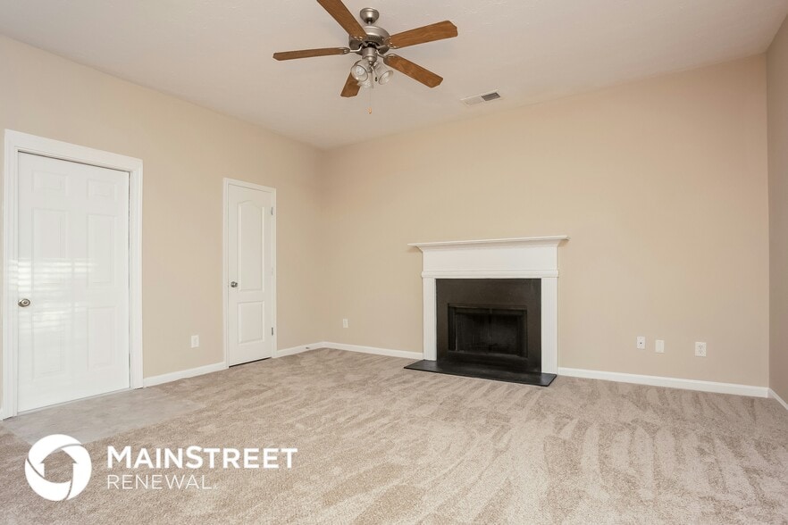 Building Photo - 6887 Smoke Ridge Dr