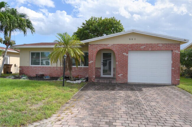 Primary Photo - 960 NW 49th St