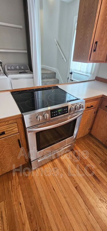 Building Photo - 4523 Wyoming St