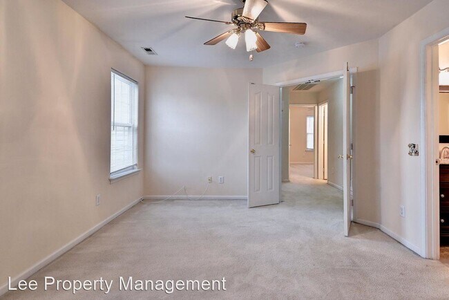 Building Photo - 2 br, 2.5 bath House - 120 Buttonwood Lane