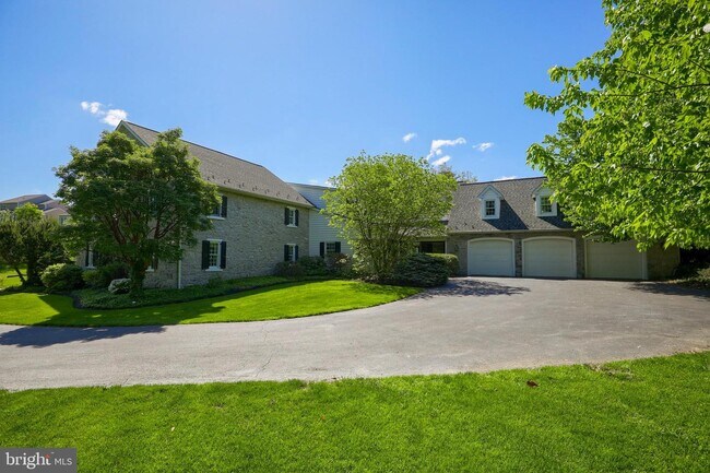 Building Photo - 1886 Conard Rd