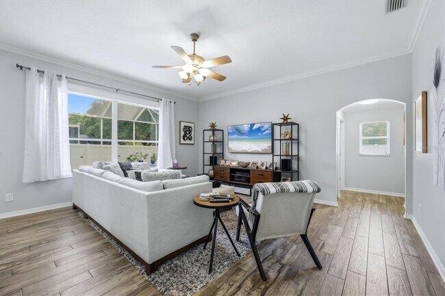 Building Photo - 4617 Egmont Dr