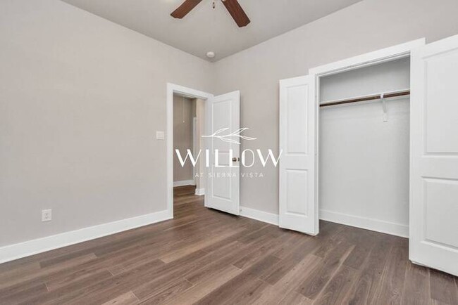 Building Photo - Spacious 4-Bedroom Home – 6 Weeks FREE Rent!