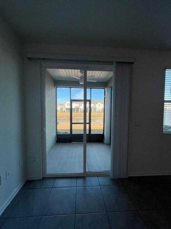 Building Photo - Town Home in The Trails -2 Primary Suites!!