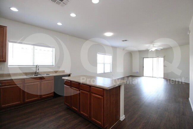 Building Photo - 2839 W Allens Peak Dr